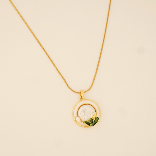 Ashara Circle of Bloom Pendant – 18K Gold-Plated