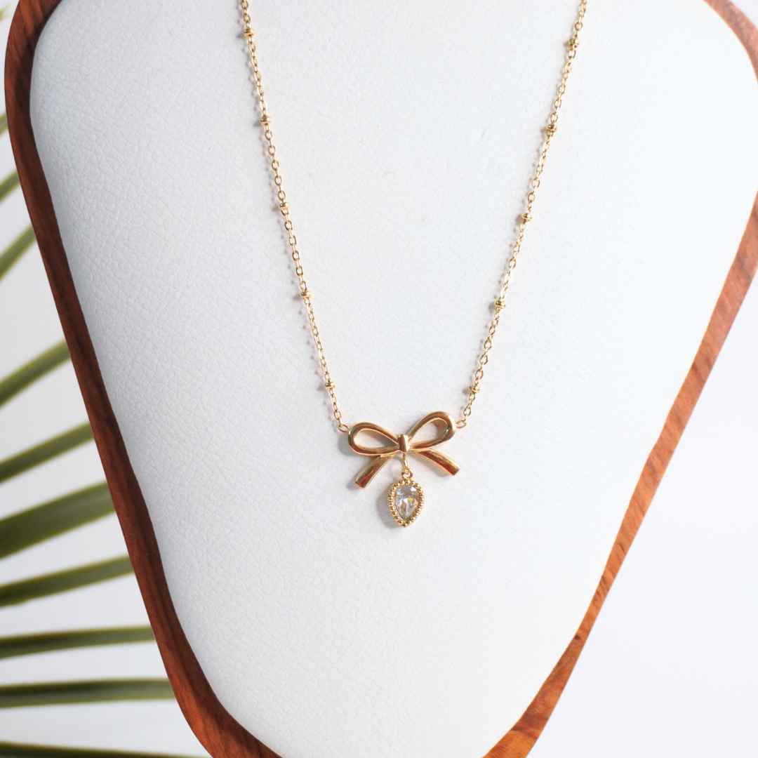 Bow Elegance Gold-Plated Bracelet