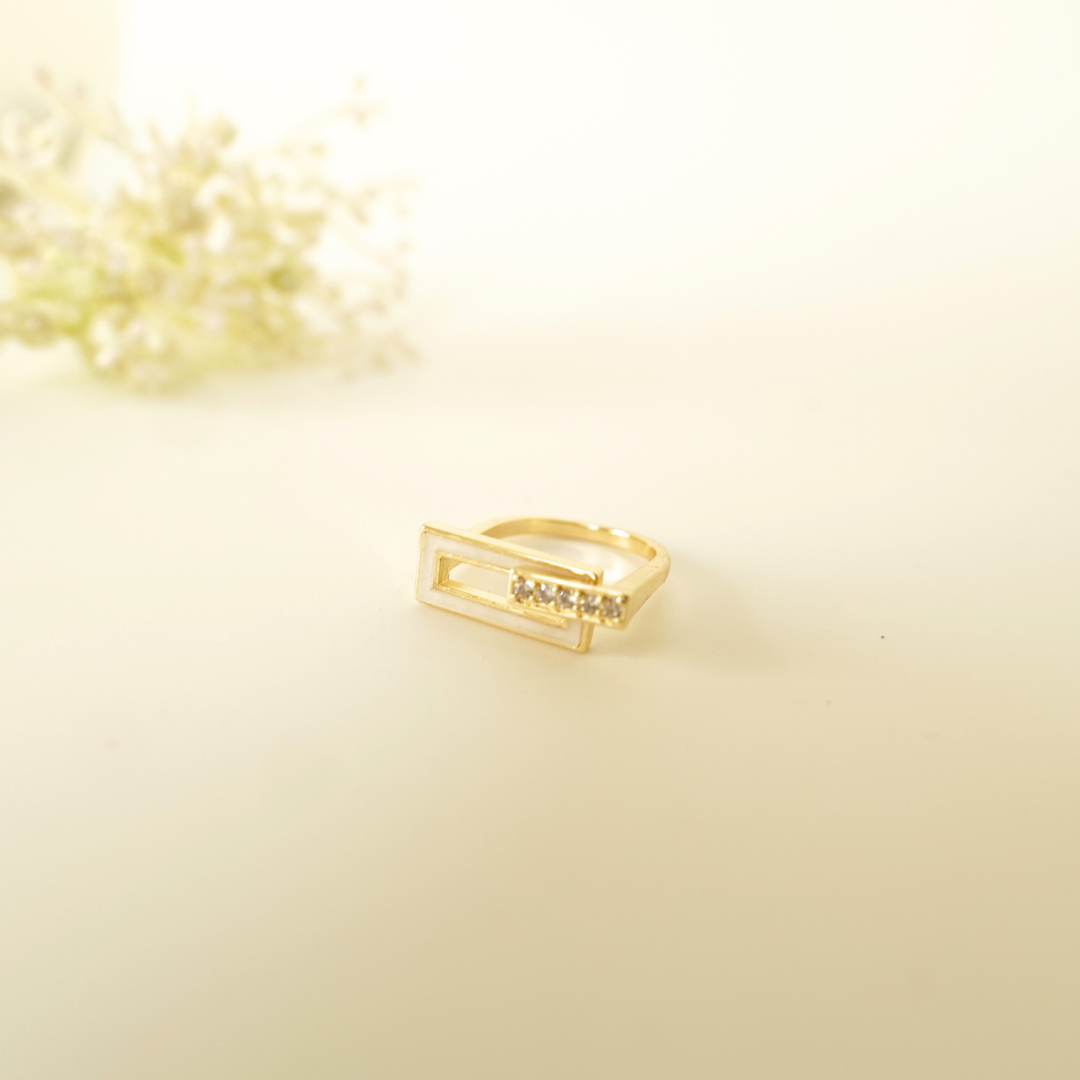 Ashara Linear Spark Ring