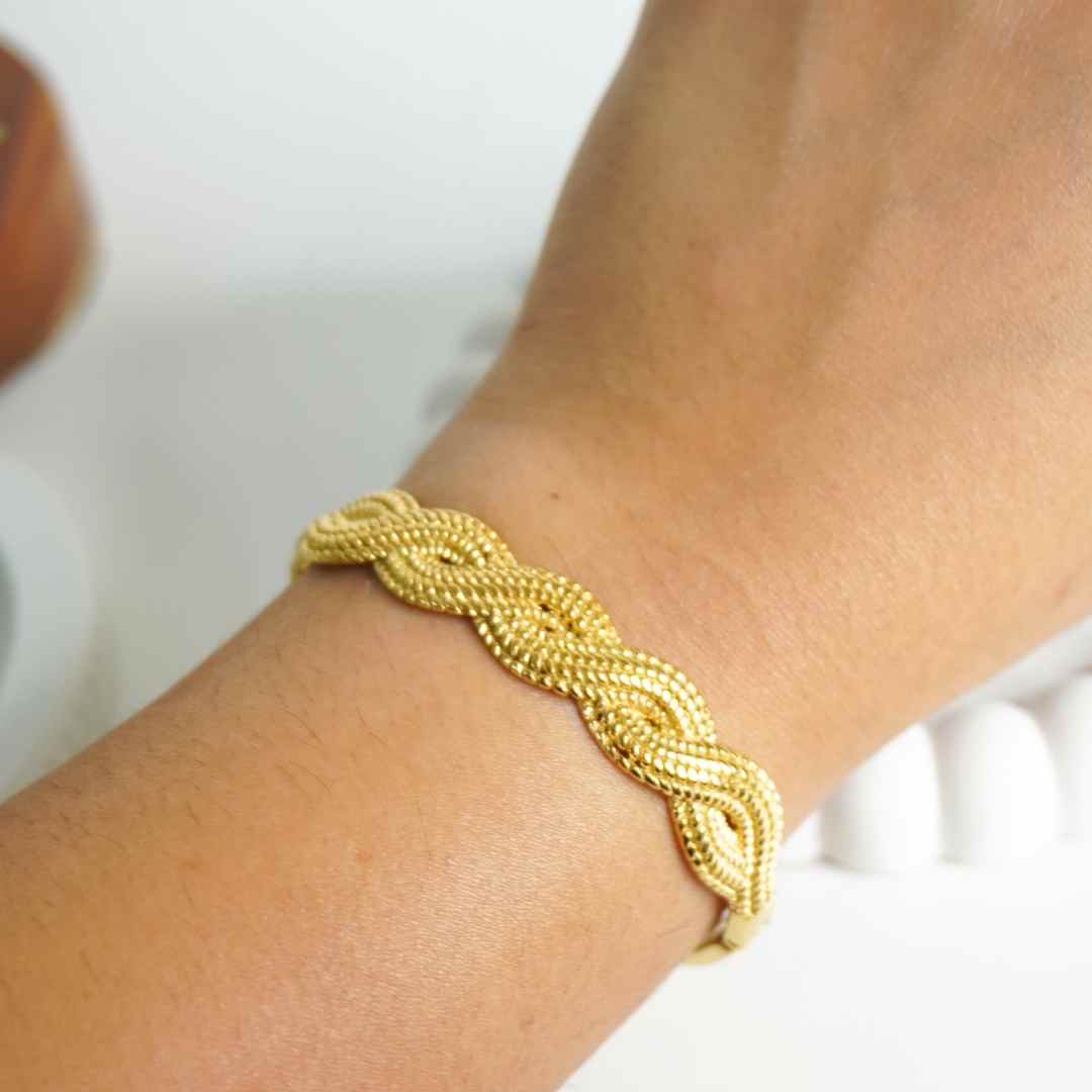 Eternal Twist Braided Gold Bangle