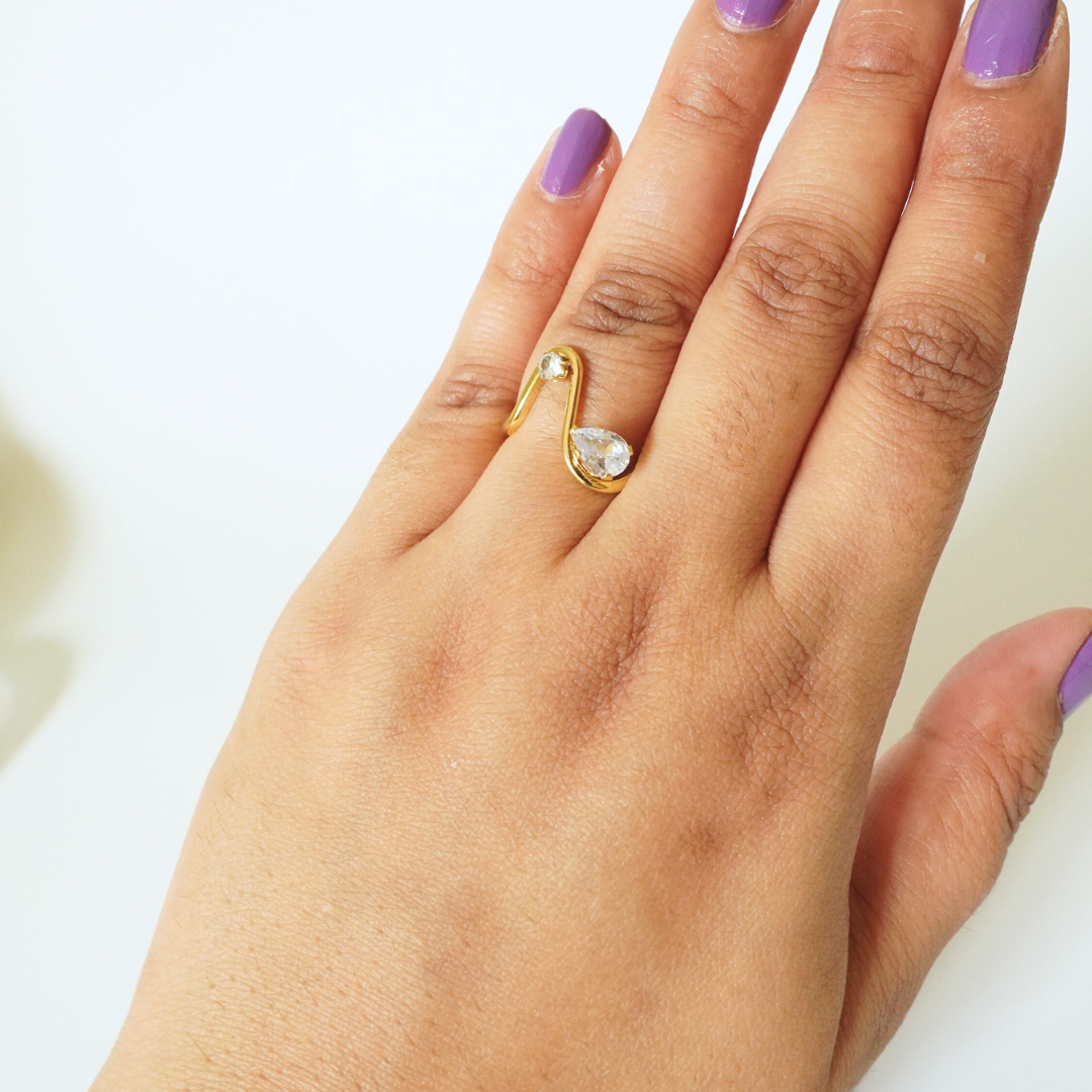 Ashara Teardrop Glow Ring