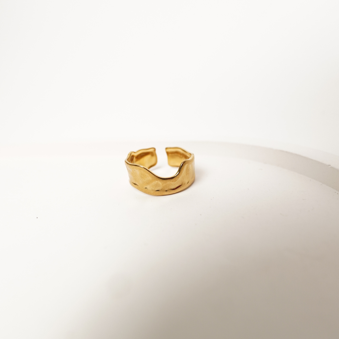 Ashara Wavy Sculpted Open Ring|Adjustable