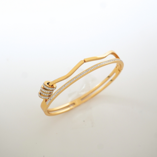 Curve & Clutch Bangle | 18K Gold Waterproof Nail-Inspired Bracelet – Ashara Jewels