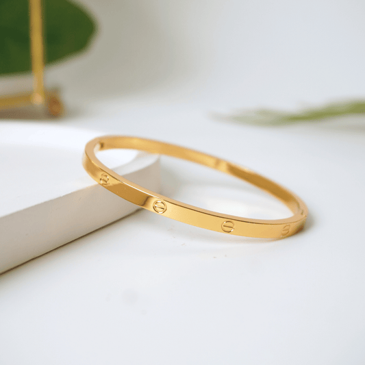 Ashara Eterna Love Bangle