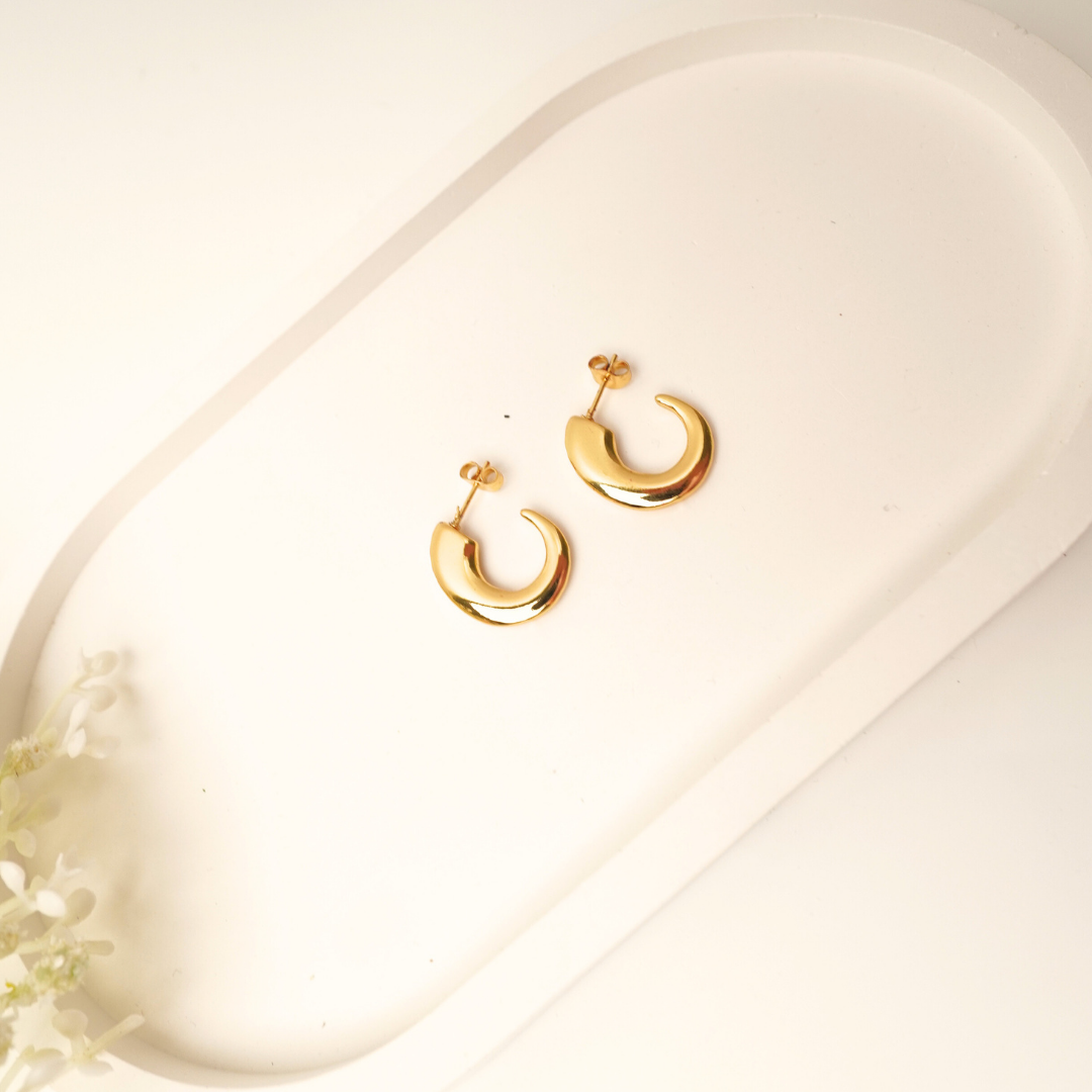 Ashara Classic Puff Hoops