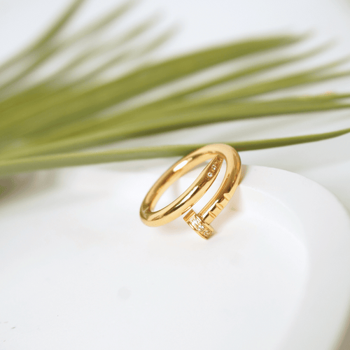 Ashara Crystal Nail Wrap Ring – 18K gold-plated stainless steel ring