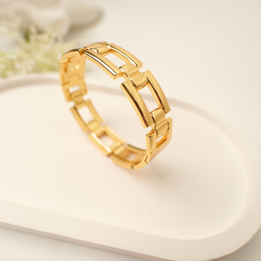 Ashara Bold Link Bracelet