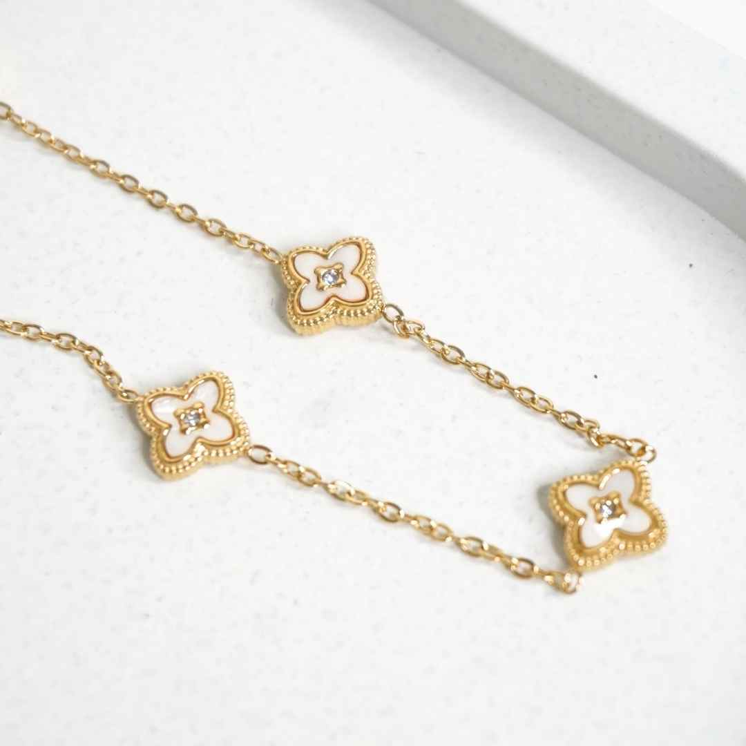 Dual-Tone Clover Elegance Necklace