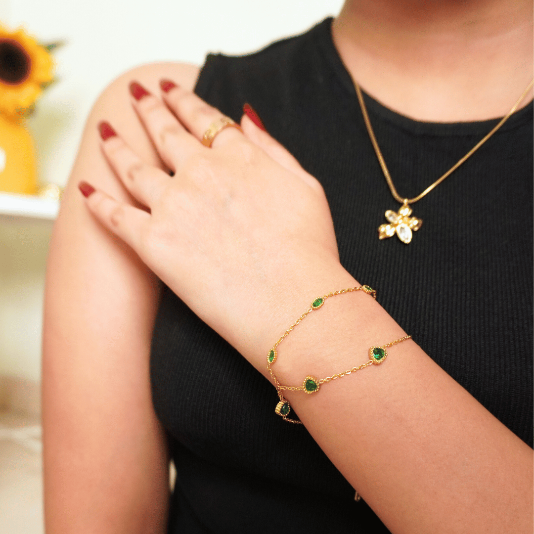 Ashara Emerald Droplet Bracelet