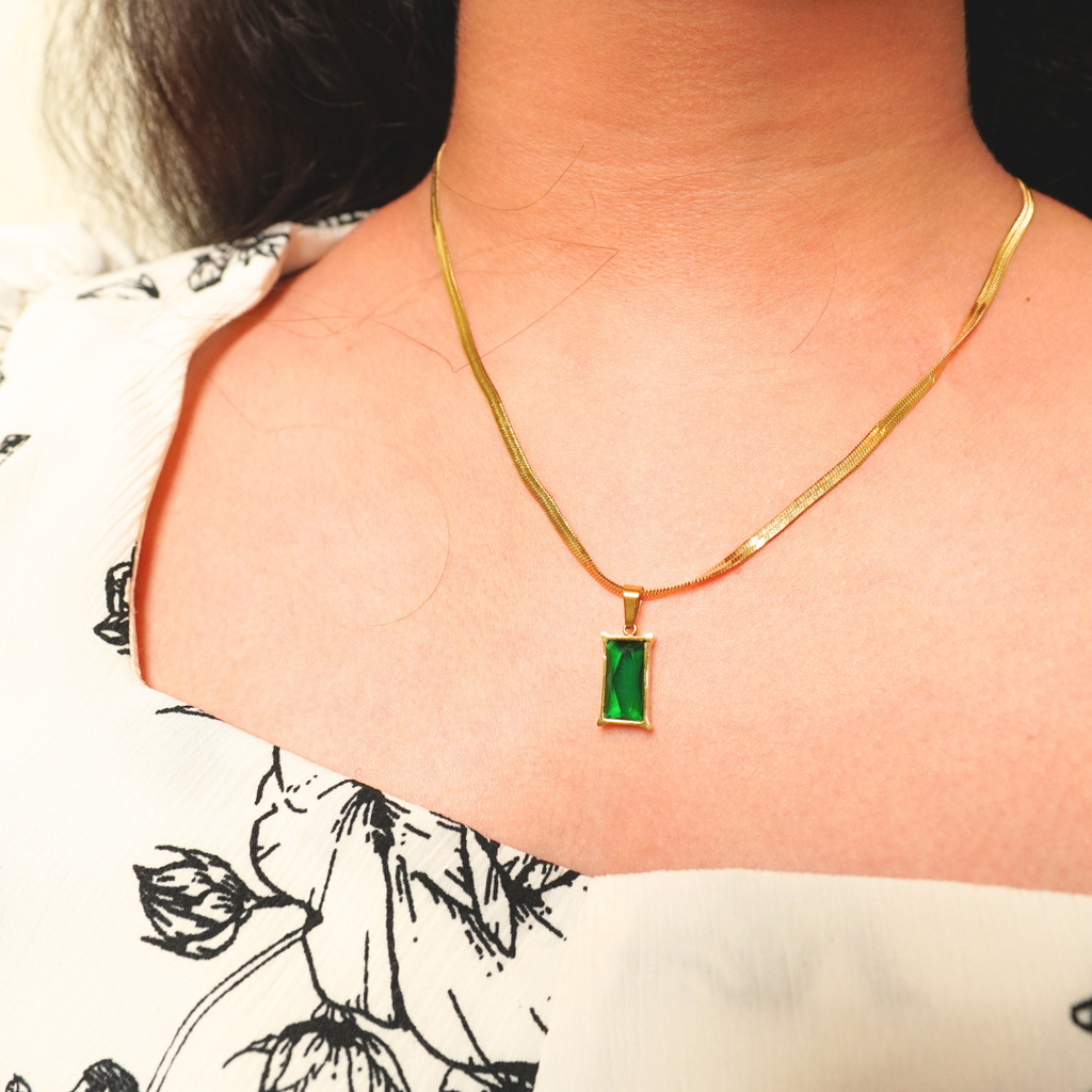 Ashara Emerald Dream Necklace – 18K gold-plated stainless steel pendant necklace, view 5