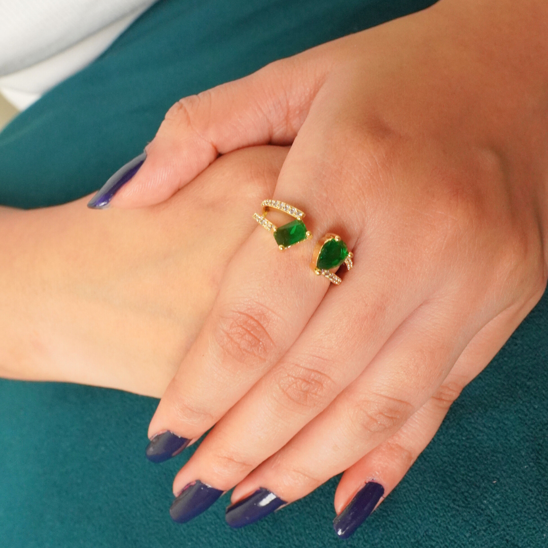 Emerald Dual Shine Adjustable Ring