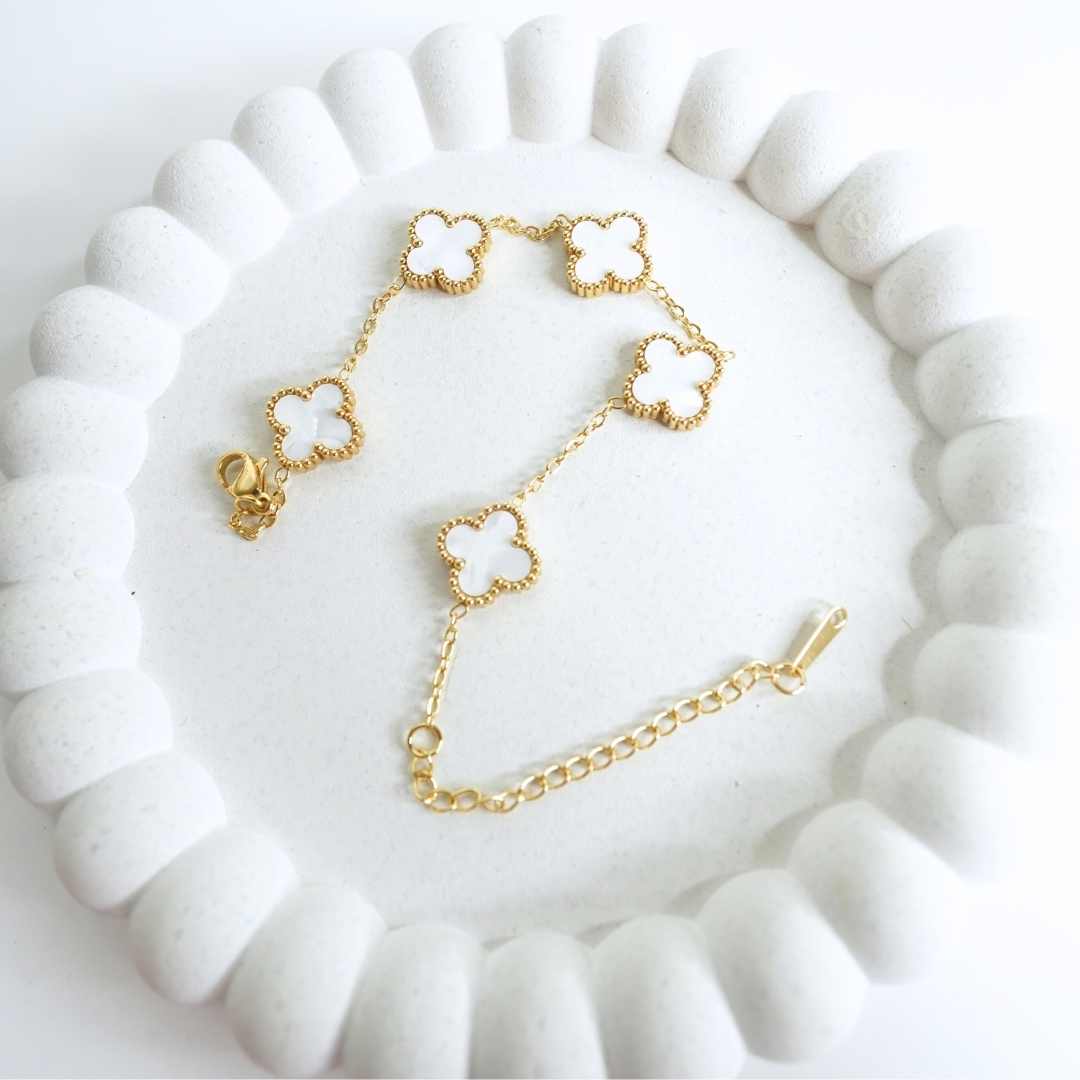 Fleur Blanc Bracelet