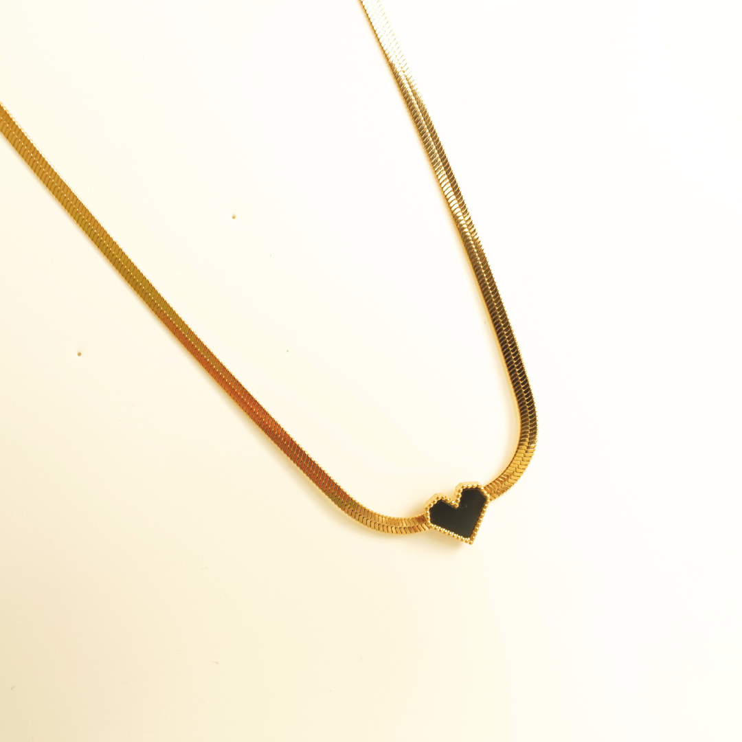 Noir Heart Snake Chain Necklace