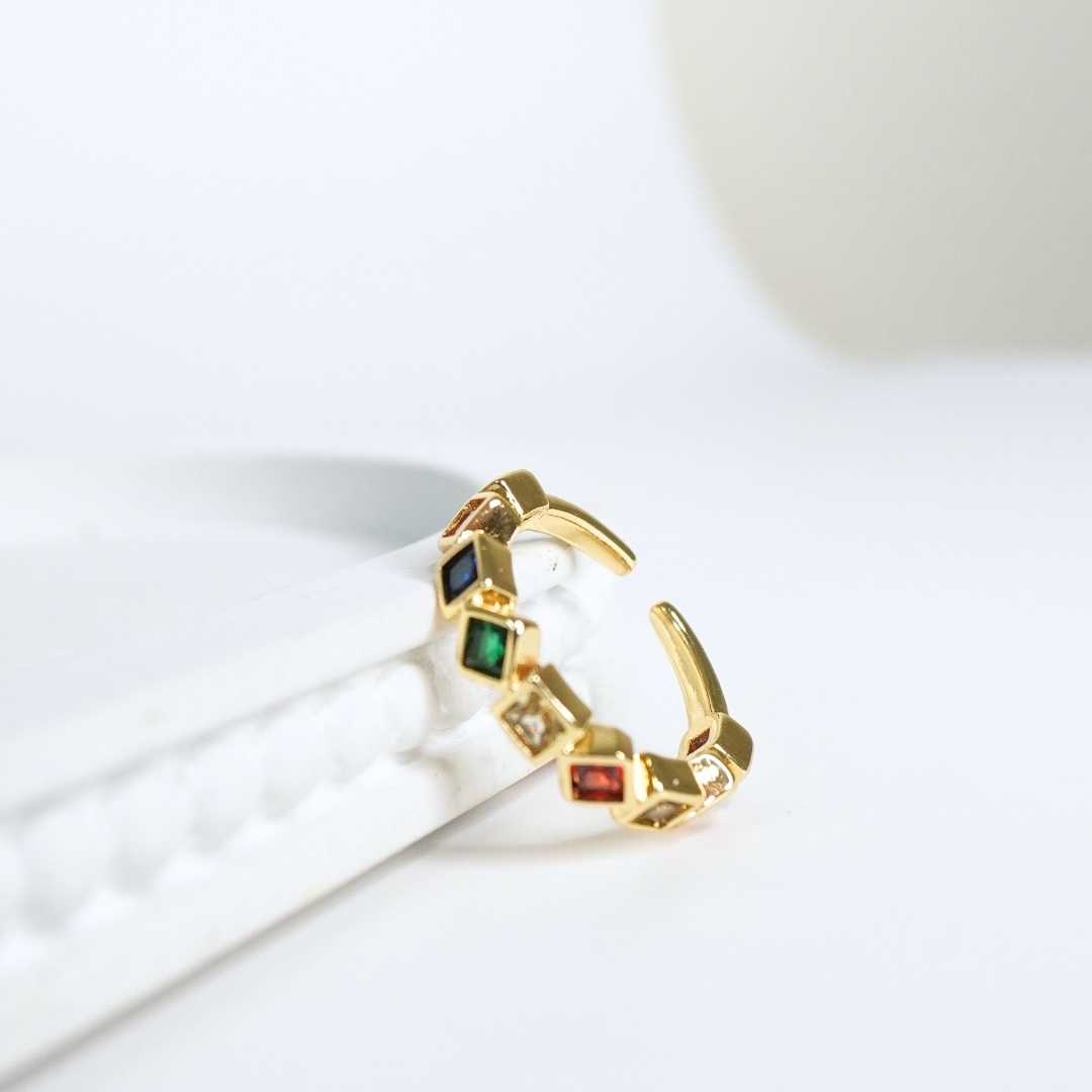 Prism Aura Adjustable Gold-Plated Ring
