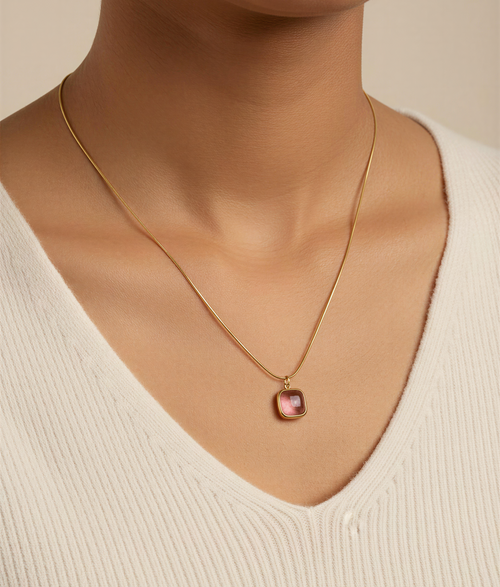 Blush Aura Pendant Necklace – 18K gold-plated brass pendant necklace