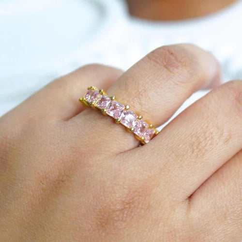 Pink Princess-Cut Eternity Band – 18K gold-plated stainless steel ring