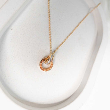 Interlocked Roman Ring Necklace