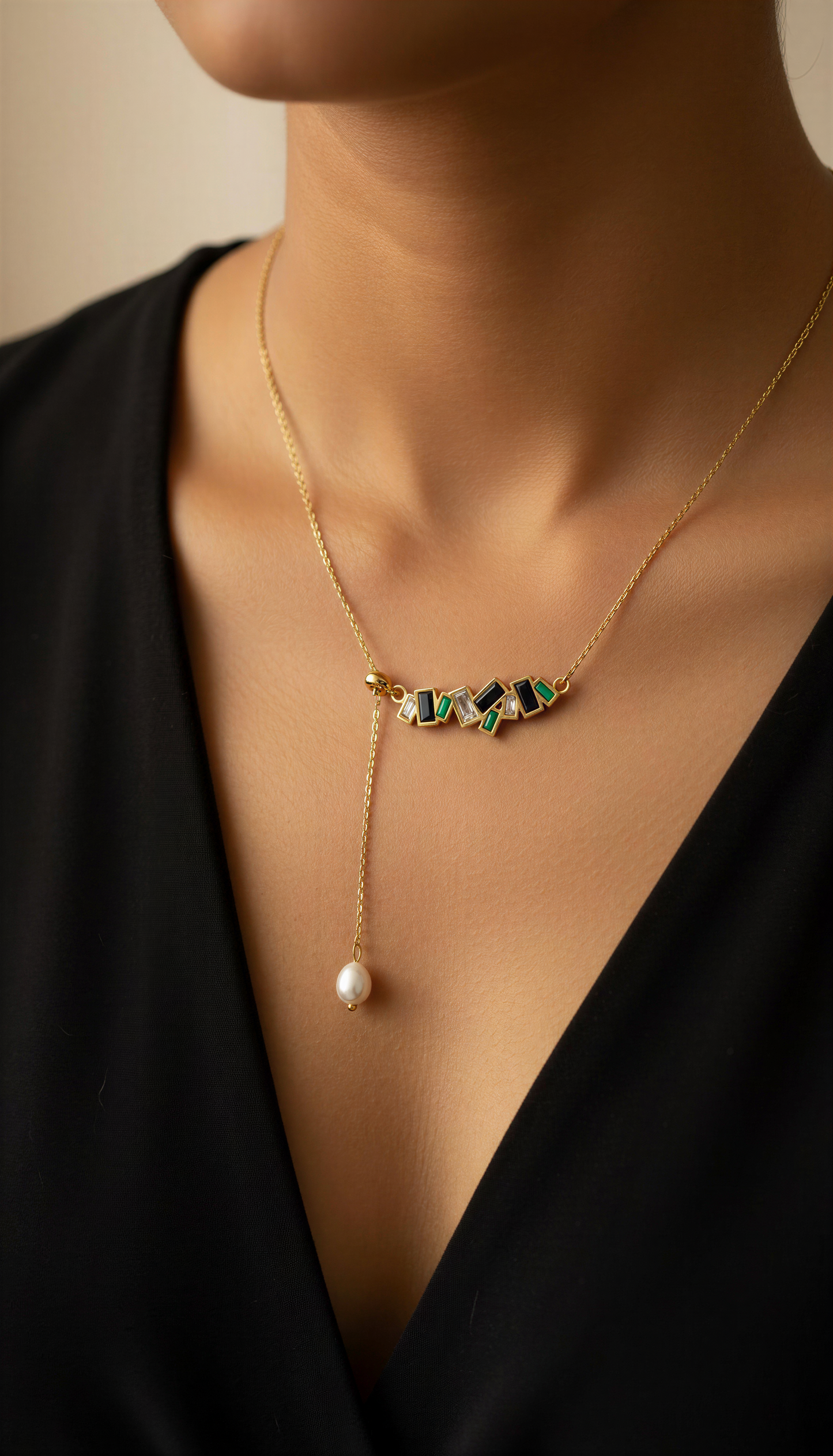 Emerald Noir Drop Necklace