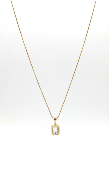 Luxe Solitaire Pendant Necklace