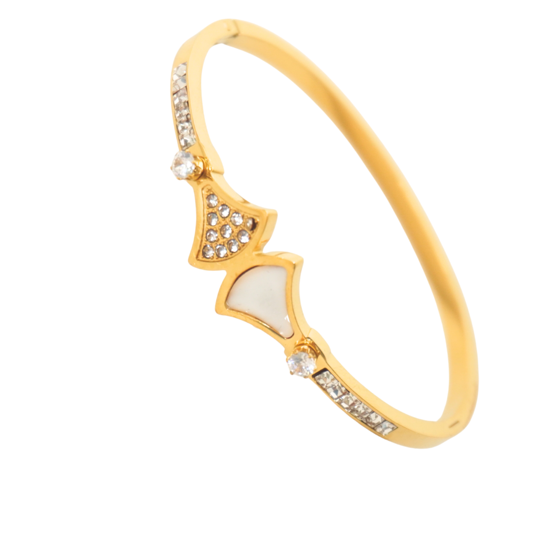 Ashara Bold Illusion Cut Gold Bracelet – For Tiny Wrists
