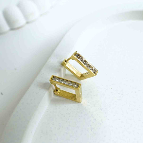 Golden Square Crystal Huggie Earrings – 18K gold-plated stainless steel huggie earrings