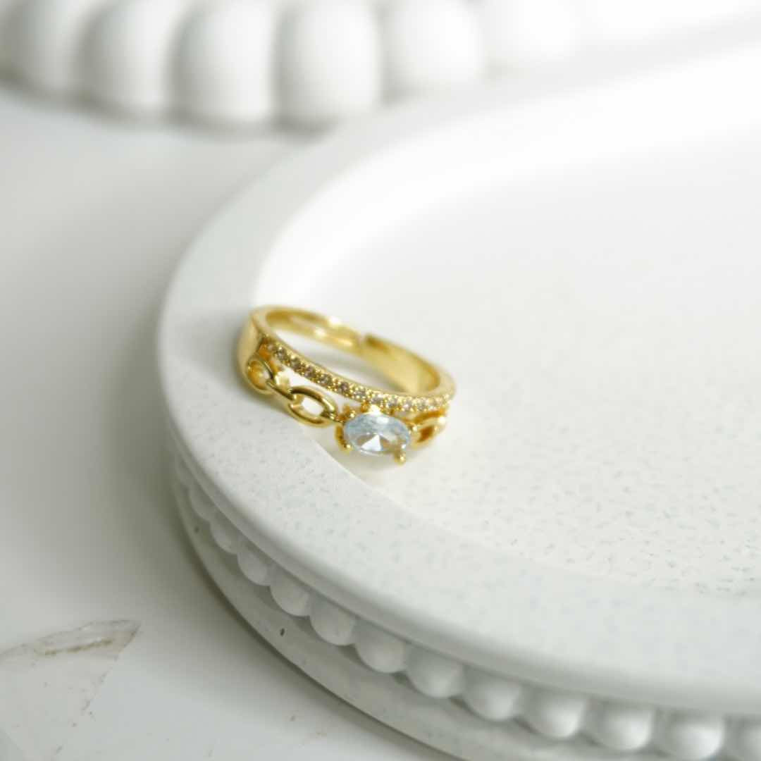 Crystal Chain Link Ring