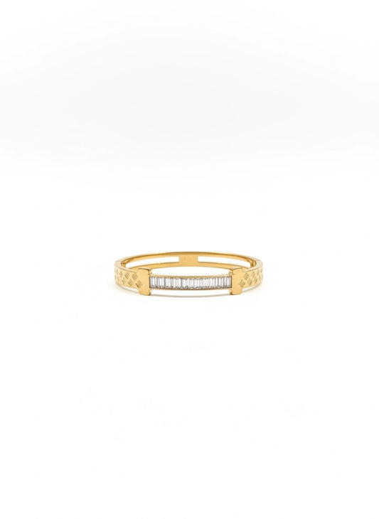 Regalia Baguette Bar Bracelet for tiny wrist