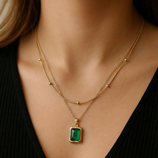 Verde Glow Solitaire Necklace