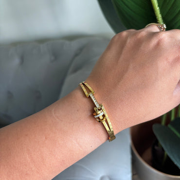 Roman Luxe Nail Bracelet