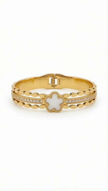 Clover Charm Luxe Bracelet - Tiny Wrist