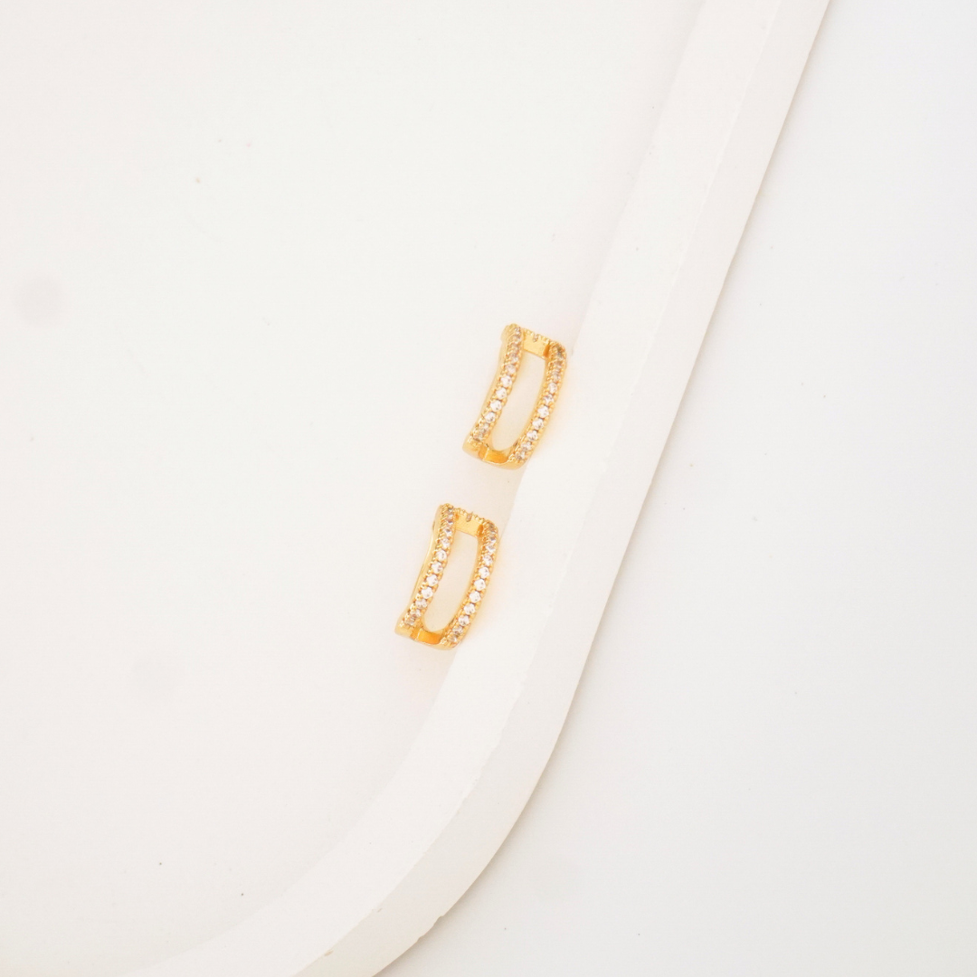 Luxe Bar Ear Cuff with zircon accents in 18K gold plating – anti-tarnish, waterproof & no piercing needed – Ashara Jewels