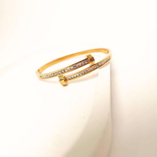 Ashara Glow Nail Bracelet