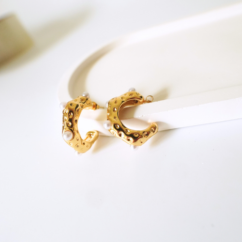 Ashara Royal Bloom Hoops – 18K gold-plated stainless steel hoop earrings