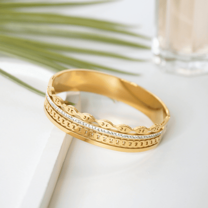 Regalia Scallop Edge Bangle Bracelet