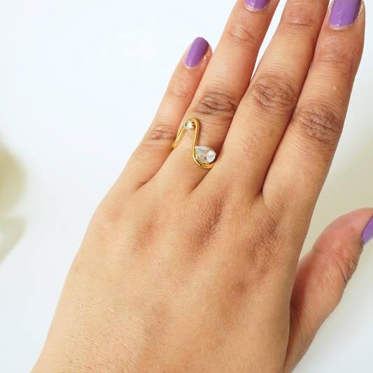 Ashara Teardrop Glow Ring