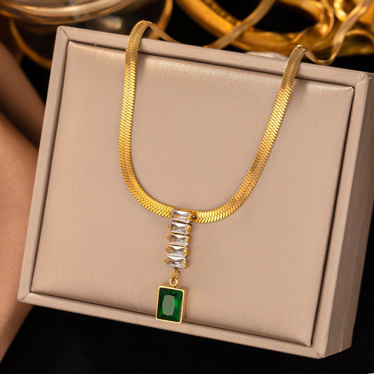Emerald Glow Pendant Necklace