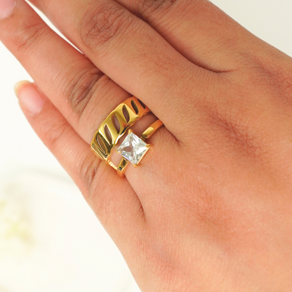 Ashara Royal Crest Ring