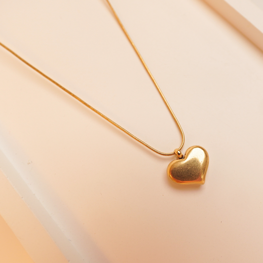 PureHeart Gold Pendant Necklace