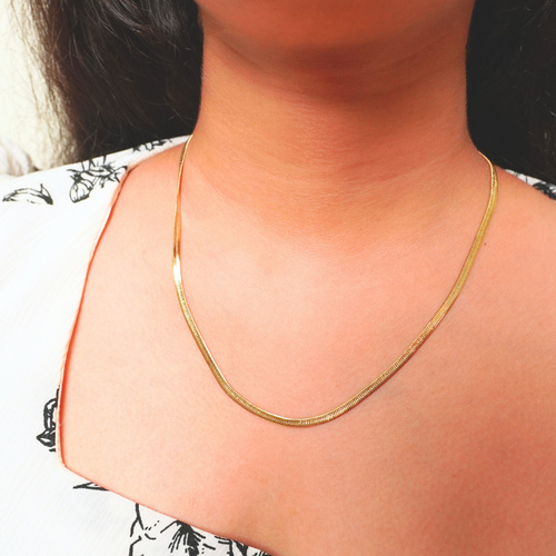 Ashara Sleek Snake Chain Necklace – 18K gold-plated stainless steel snake chain necklace