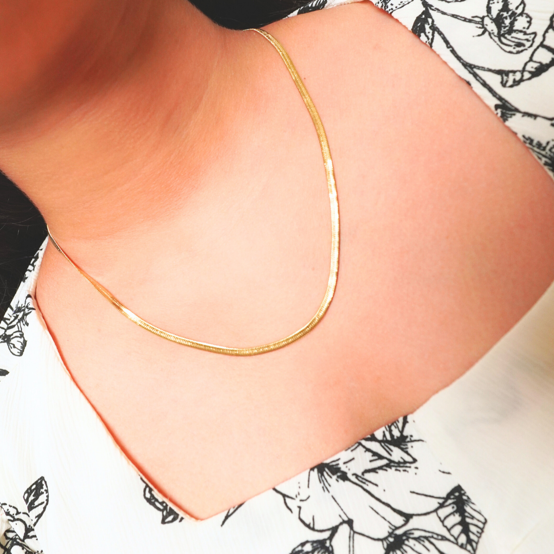 Ashara Sleek Snake Chain Necklace
