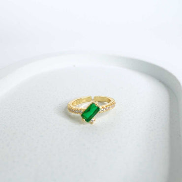 Aurora Glow Gold-Plated Pendant Necklace