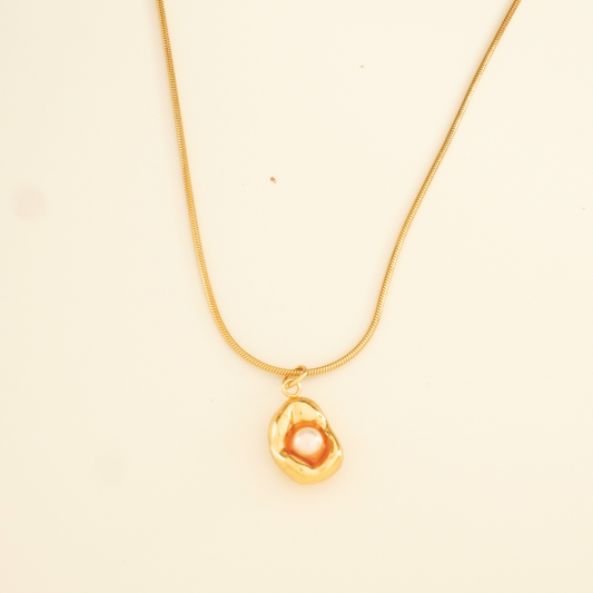 Molten Pearl Pendant Necklace | 18K Gold Plated | Everyday Glam | Ashara Jewels