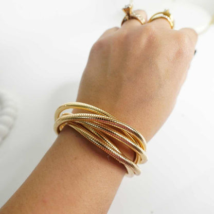 Serpentina Coil Cuff