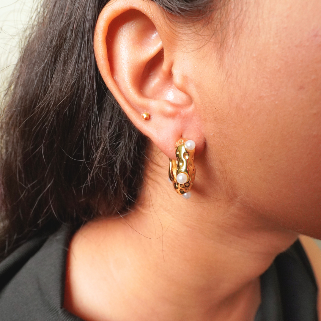 Ashara Royal Bloom Hoops – 18K Gold-Plated