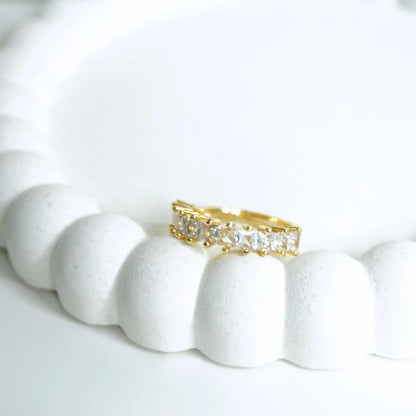 Princess-Cut Eternity Band – White