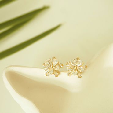 Daisy Bloom Gold-Plated Stud Earrings