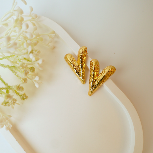 Viva Lava Studs – 18K Gold-Plated Molten Heart Earrings