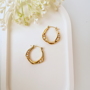 Ashara Pearl Dew Hoops