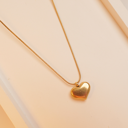 PureHeart Gold Pendant Necklace