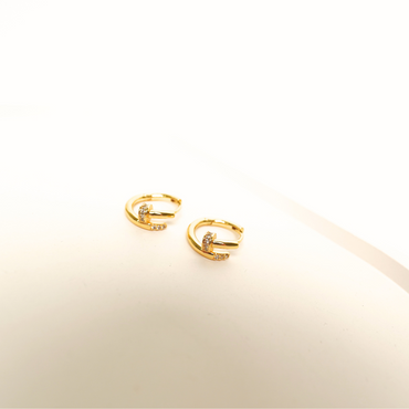 Ashara Minimal Bar Huggie Hoops